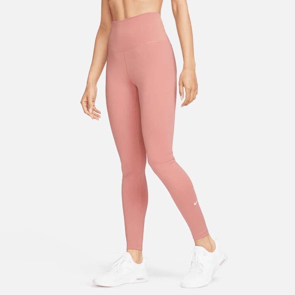 Nike Peachy Pink High-Waisted Athletic Leggings